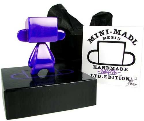 Mini-MADL Resin - Grape figure by Jeremy Madl (Mad), produced by Mad Toy Design. Front view.
