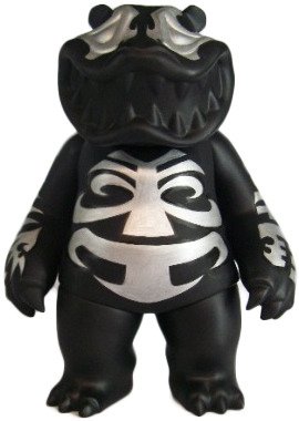Mad Panda - Jhark Bone figure by Hariken, produced by Tttoy. Front view.