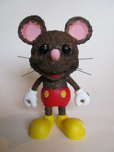 Mickey is Real figure by T.O. Designs. Front view.
