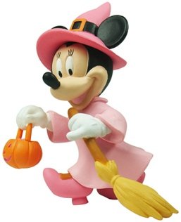 Minnie as Witch figure by Disney, produced by Play Imaginative. Front view.
