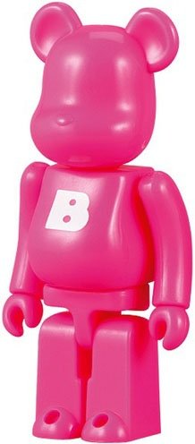 Basic Be@rbrick Series 10 - B figure by Medicom Toy, produced by Medicom Toy. Front view.