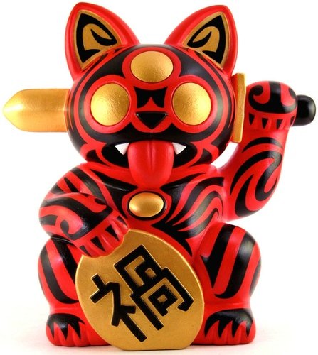 Maori Cat figure by Reactor-88. Front view.