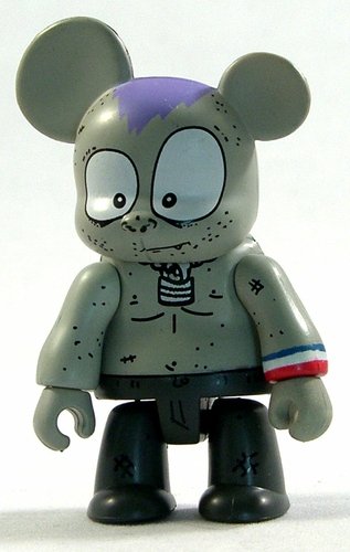 Dirty Punk figure by Mca, produced by Toy2R. Front view.