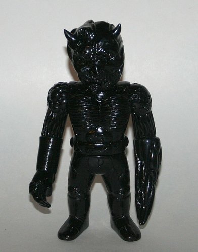 Necromon figure by LAmour Supreme, produced by Realxhead. Front view.