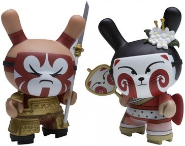 Kabuki & Kitsune - Toy Art Gallery Exclusive  figure by Huck Gee. Front view.