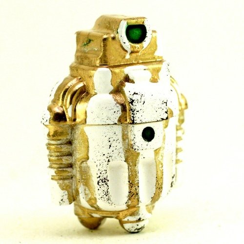 Liquid Gold Sprog H  figure by Cris Rose. Front view.
