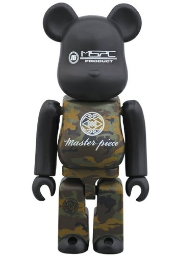 master-piece x Be@rbrick 100% figure by Master-Piece, produced by Medicom Toy. Front view.