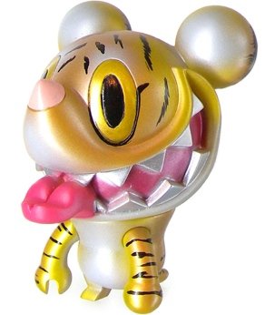 Crazy Kazu Mouse Tiger figure by Touma. Front view.