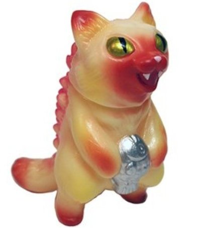 Micro Negora - Clutter, Toy Mafia exclusive figure by Konatsu X Max Toy Co., produced by Max Toy Co.. Front view.