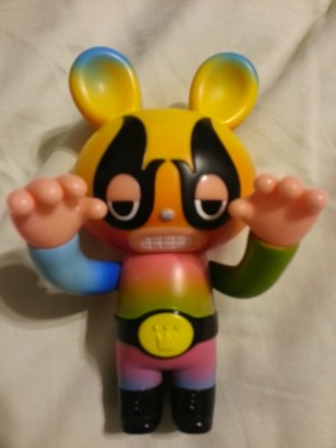 Lucha Bear - Crazy Color figure by Itokin Park. Front view.
