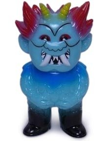Pocket Ojo Rojo figure by Martin Ontiveros, produced by Gargamel. Front view.