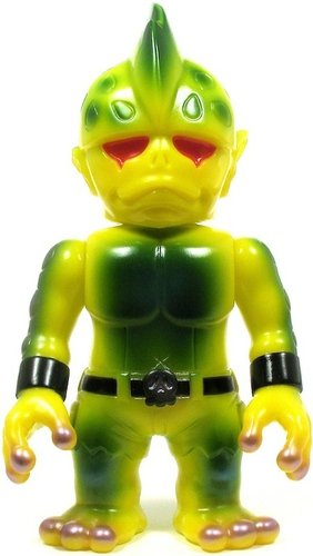 Mutant Head - Yellow figure by Mori Katsura, produced by Realxhead. Front view.