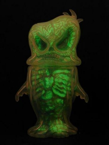 Monster Q - Glow Organ  figure by Skull Head Butt, produced by Skull Head Butt. Front view.
