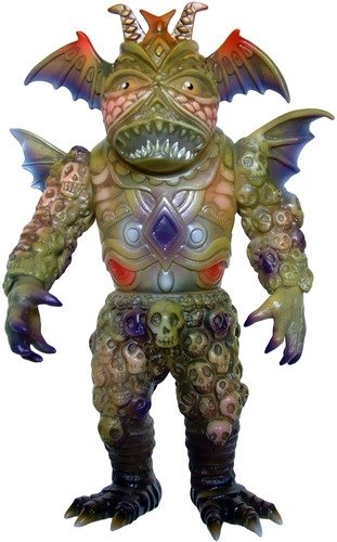 Ultrus Bog - SDCC Version figure by Skinner, produced by Lulubell Toys. Front view.