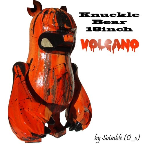 Knuckle Bear VOLCANO figure by Sotsable. Front view.