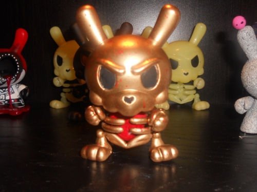 Dunny Kronk Custom figure by Shawn Wigs, produced by Kidrobot. Front view.