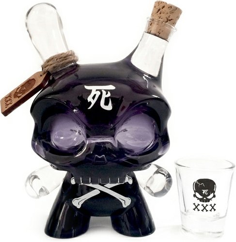 The Last Drop Dunny figure by Sket One X Huck Gee. Front view.