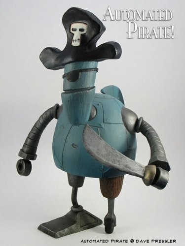 Automated Pirate  figure by Dave Pressler. Front view.