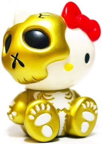 Hello Kitty Skull - Gold  figure by Balzac X Sanrio, produced by Secret Base. Front view.