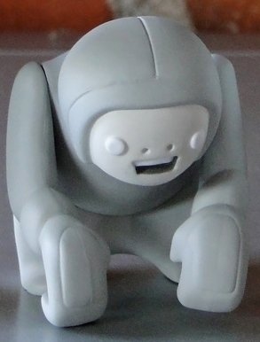 Space Ape figure by Derrick Hodgson, produced by Sony Creative. Front view.