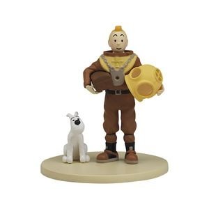 Tintin the Diver from Red Rackhams figure by Hergé. Front view.