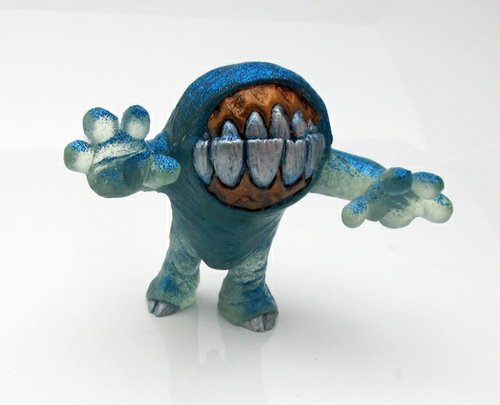 Clear Creecher with Blue Glitter  figure by Motorbot, produced by Deadbear Studios. Front view.