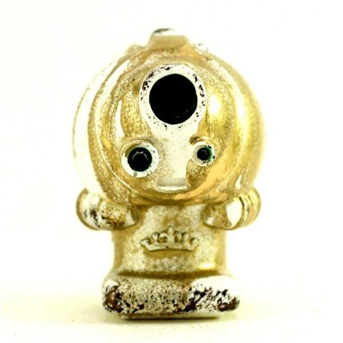Liquid Gold Sprog A  figure by Cris Rose. Front view.