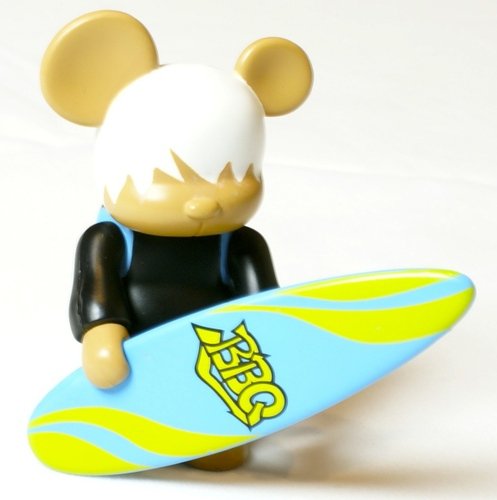 Surf Blue Bear figure, produced by Toy2R. Front view.