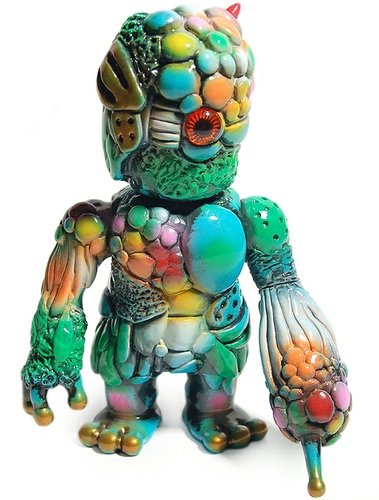 Mutant Chaos figure by Mori Katsura, produced by Realxhead. Front view.