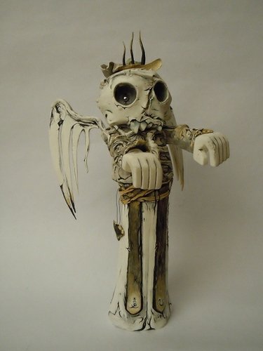 Hypnos figure by 23Spk, produced by Toy2R. Front view.