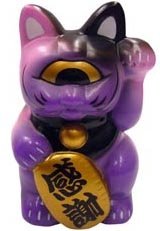 Mini Fortune Cat - Purple w/ Black Spray figure by Mori Katsura, produced by Realxhead. Front view.