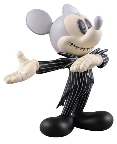 Mickey Mouse Jack Skellington ver. - VCD No.157 figure by Disney, produced by Medicom Toy. Front view.