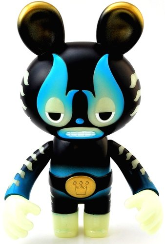 Lucha Bear - Tiger  figure by Itokin Park. Front view.
