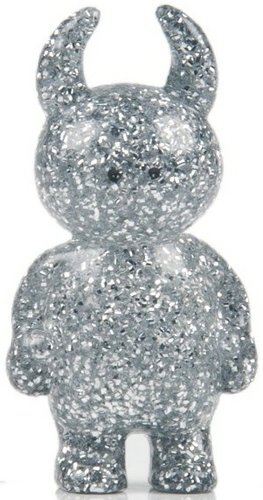 Micro Uamou - Silver Glitter﻿  figure by Ayako Takagi, produced by Uamou. Front view.