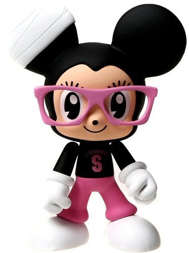 StayReal Super Star Mouse figure by Ashin X No2Good, produced by Stayreal. Front view.
