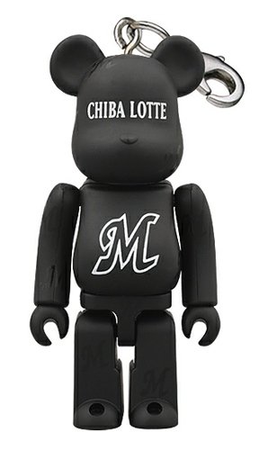 Marines BE@RBRICK 20th anniversary 2011 figure by Marines, produced by Medicom Toy. Front view.