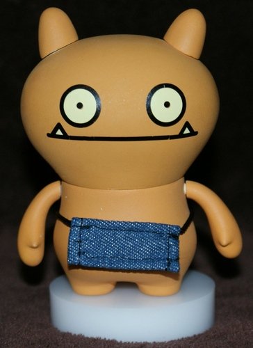 Uglydoll Wage figure by David Horvath X Sun-Min Kim, produced by Critterbox. Front view.