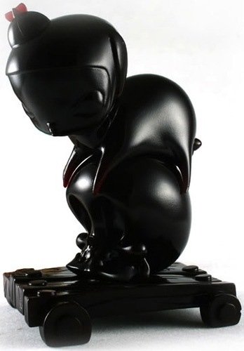 Jack & Lucky - Plasma  figure by Brandt Peters X Kathie Olivas, produced by Circus Posterus. Front view.