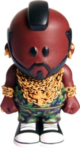 Pity the Fool figure by Wayne Taylor, produced by Oddco Ltd.. Front view.