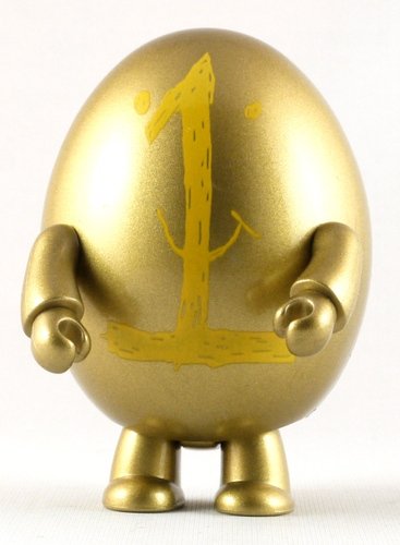 ABC Egg figure by Wood, produced by Toy2R. Front view.