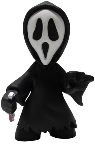 Ghostface (Scream) figure by Funko, produced by Funko. Front view.
