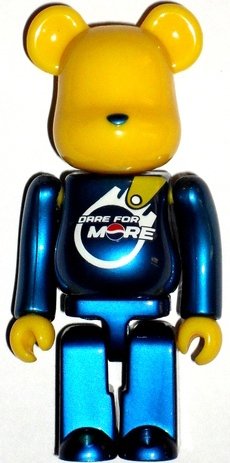 Pepsi Twist Be@rbrick 100% figure by Edison Chen, produced by Medicom Toy. Front view.