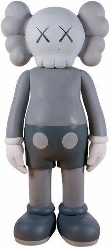 5YL Companion - 48 Mono figure by Kaws, produced by Medicom Toy. Front view.
