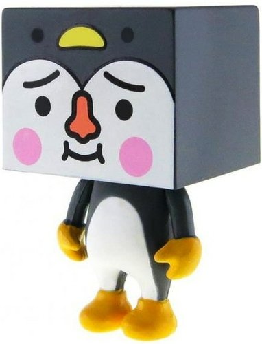 2 Penguin To-Fu figure figure by Devilrobots, produced by Devilrobots Sis. Front view.