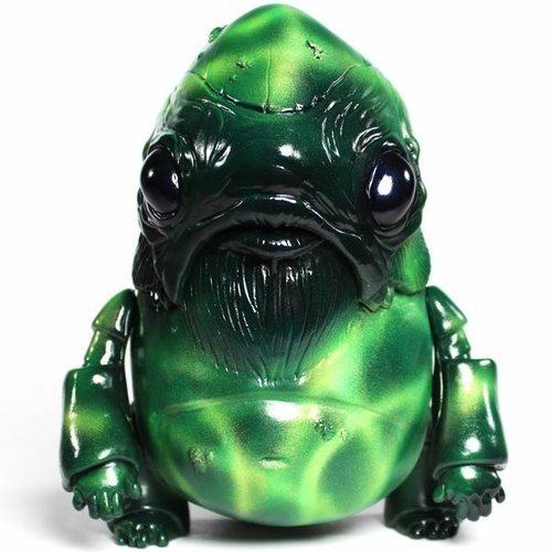 Big Muscamoot - Electric Watermelon figure by Chris Ryniak, produced by Squibbles Ink, Inc. & Rotofugi. Front view.