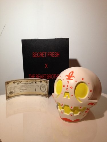 Calaverita figure by The Beast Brothers, produced by Secret Fresh. Front view.