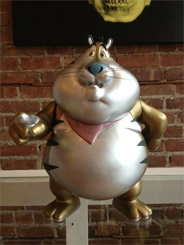 Fat Tony - Gold figure by Ron English, produced by Popaganda. Front view.