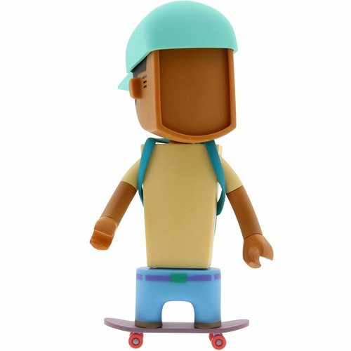 BEit Dude - Skateboarder figure, produced by Kicktoys . Front view.