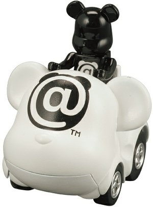 ChoroQ Be@rbrick 50% figure, produced by Medicom Toy X Takara Tomy. Front view.