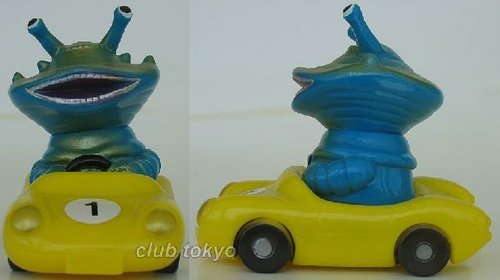 Kanegon Racer figure, produced by Toygraph. Front view.